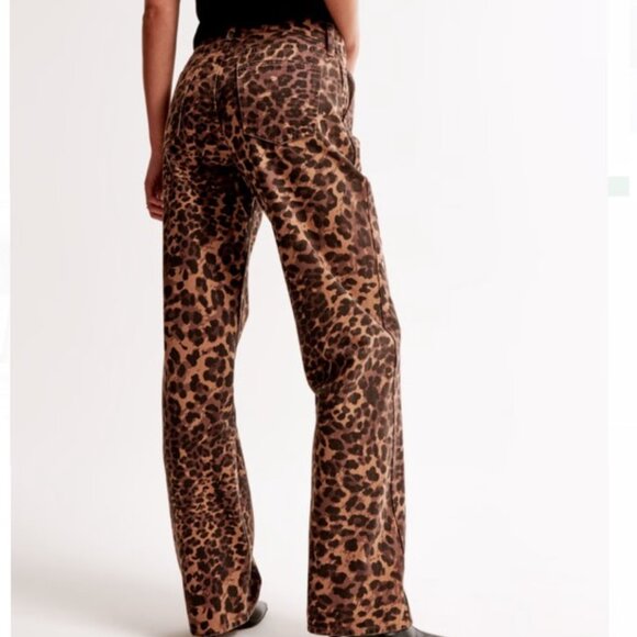 Abercrombie Mid Rise Slouchy Jean 29L - Picture 2 of 9